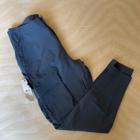 Lululemon Lab Reykur Cargo Pants Size 